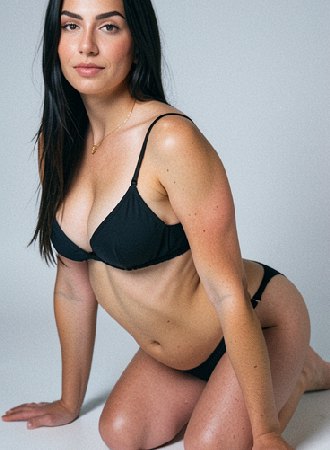 Klara Escort