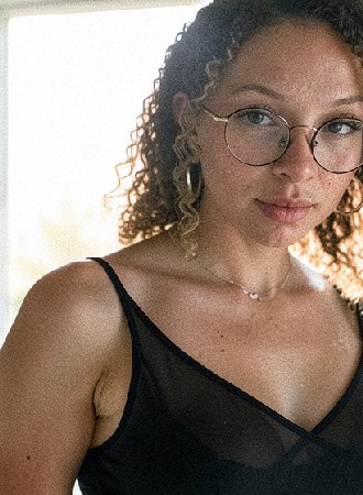 Helena Mia